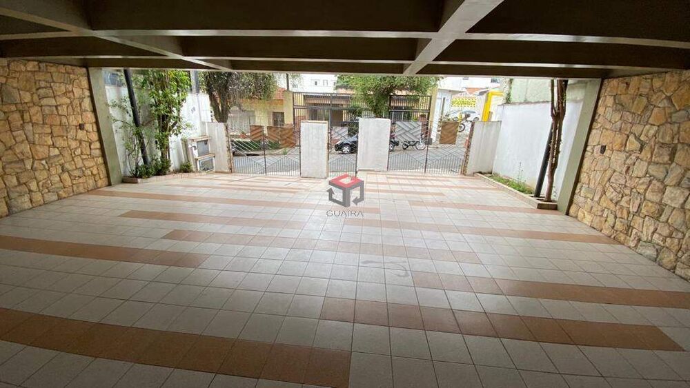 Casa à venda com 4 quartos, 365m² - Foto 1