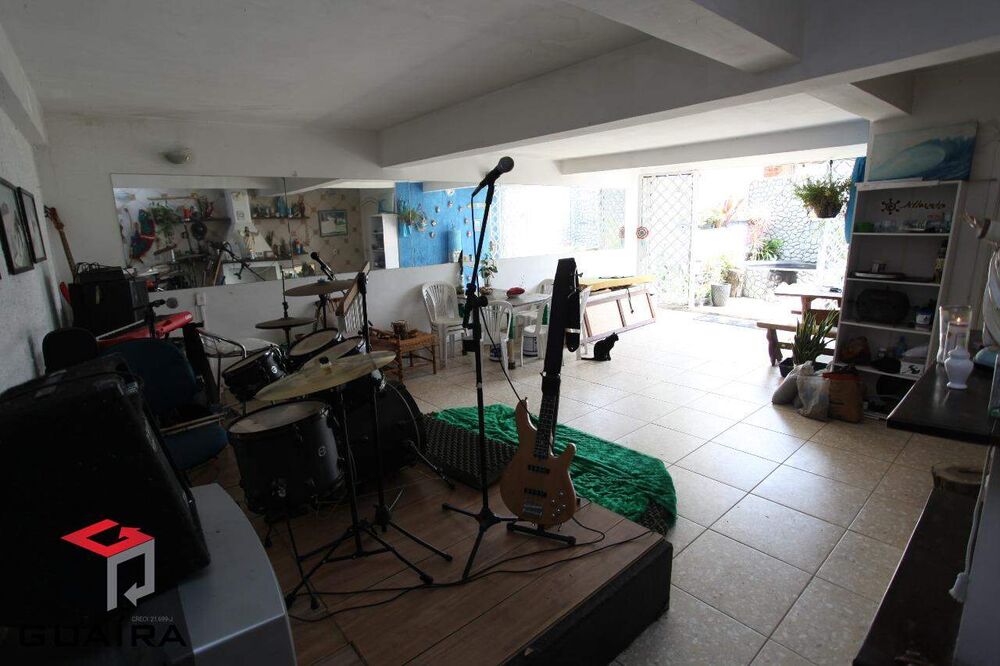Sobrado à venda com 3 quartos, 272m² - Foto 4