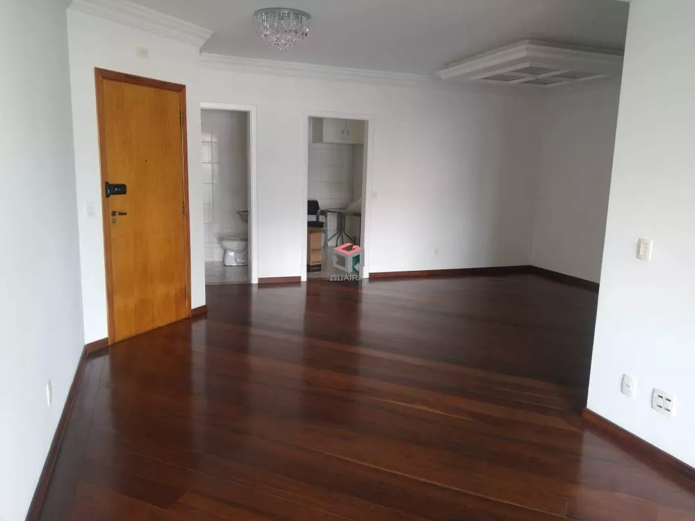 Apartamento para alugar com 3 quartos, 132m² - Foto 2