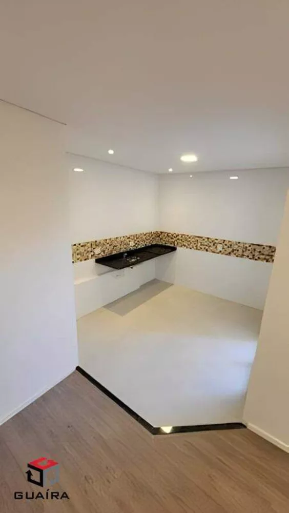 Apartamento à venda com 2 quartos, 62m² - Foto 4