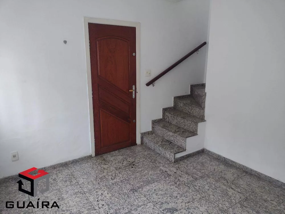 Sobrado à venda com 3 quartos, 229m² - Foto 2