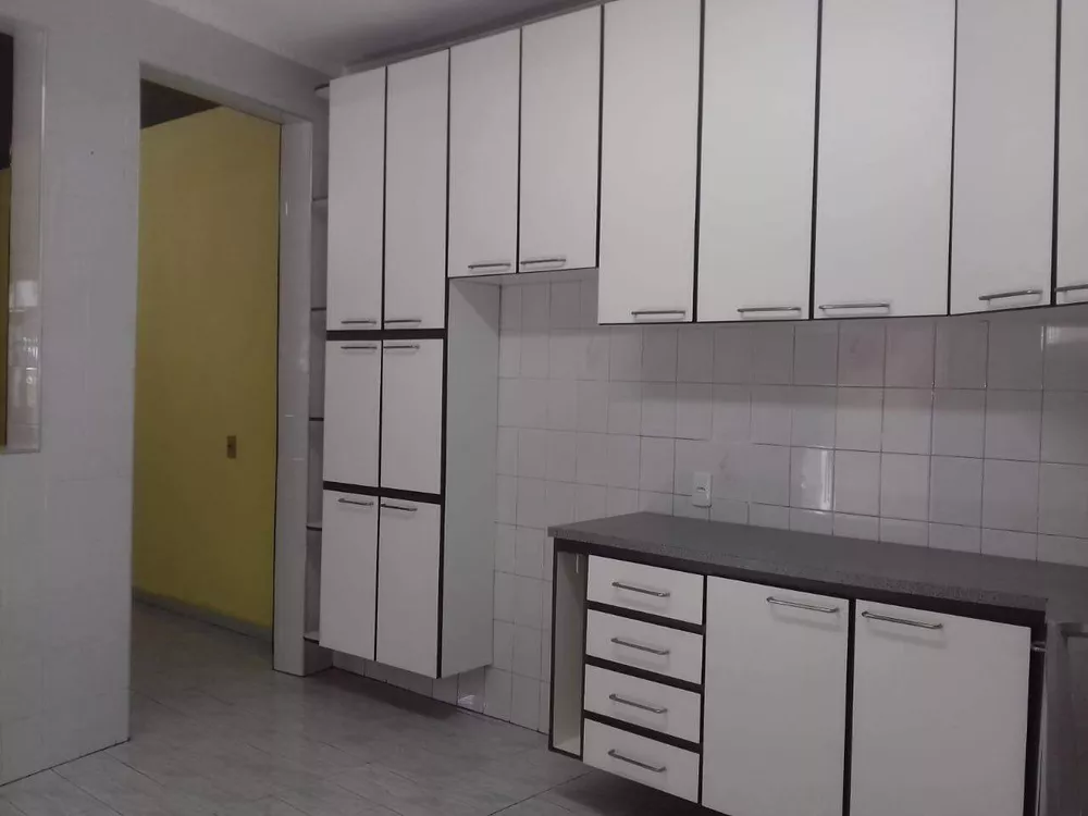 Sobrado à venda com 3 quartos, 251m² - Foto 7