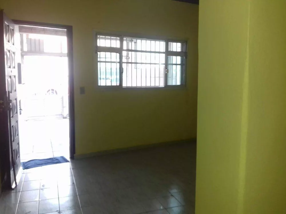 Sobrado à venda com 3 quartos, 251m² - Foto 3