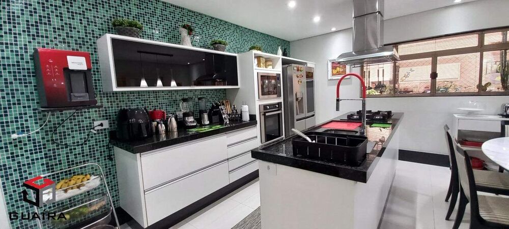 Sobrado para alugar com 3 quartos, 247m² - Foto 8