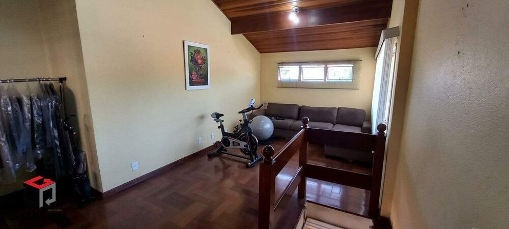 Sobrado para alugar com 3 quartos, 247m² - Foto 42