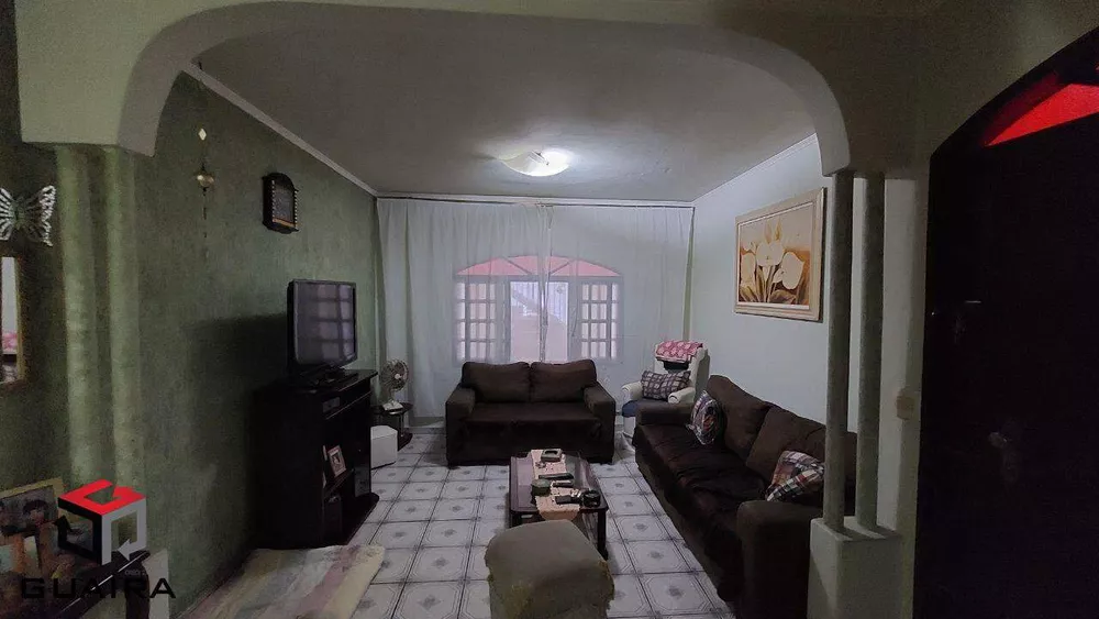 Sobrado à venda com 4 quartos, 200m² - Foto 1