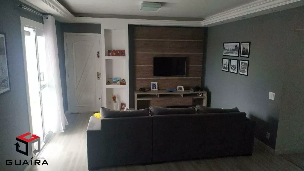 Sobrado à venda com 3 quartos, 220m² - Foto 1