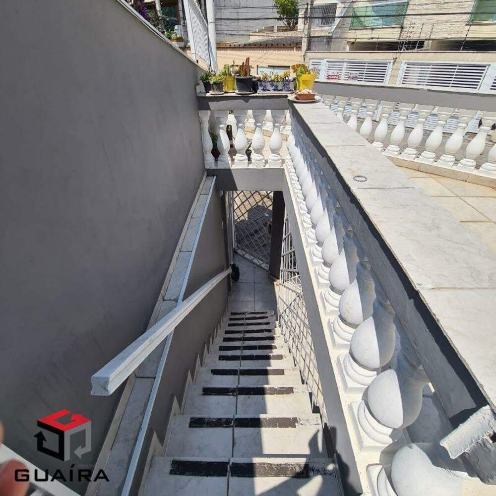 Sobrado à venda com 2 quartos, 151m² - Foto 3