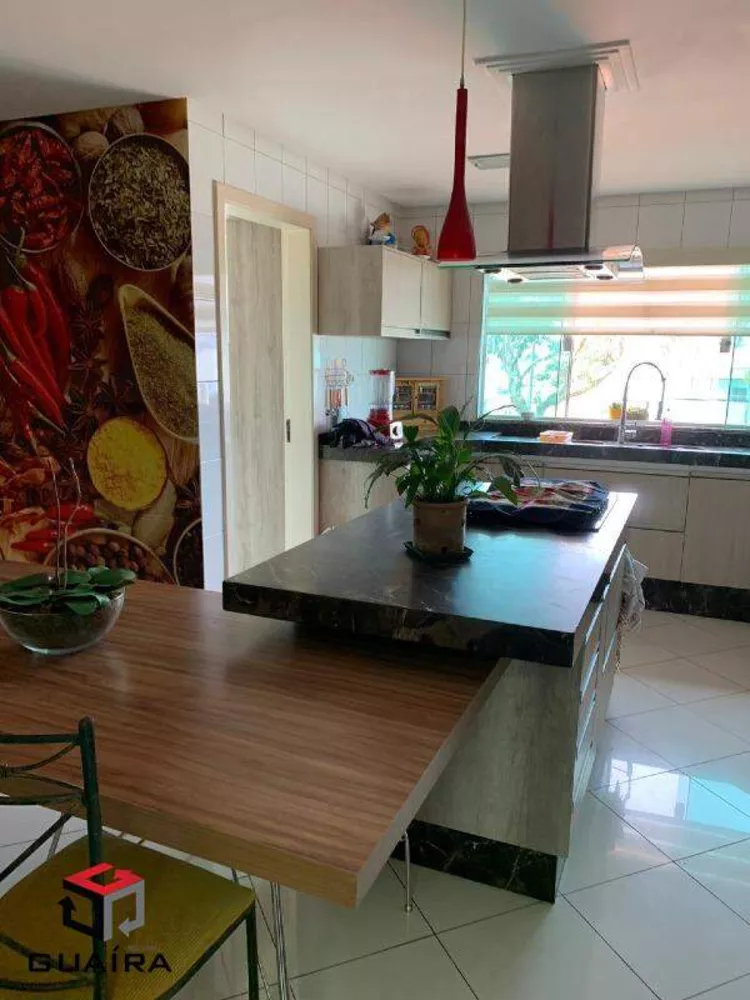 Sobrado à venda com 3 quartos, 205m² - Foto 3