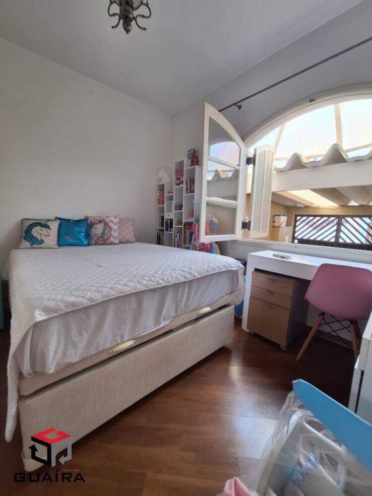Sobrado à venda com 3 quartos, 189m² - Foto 2