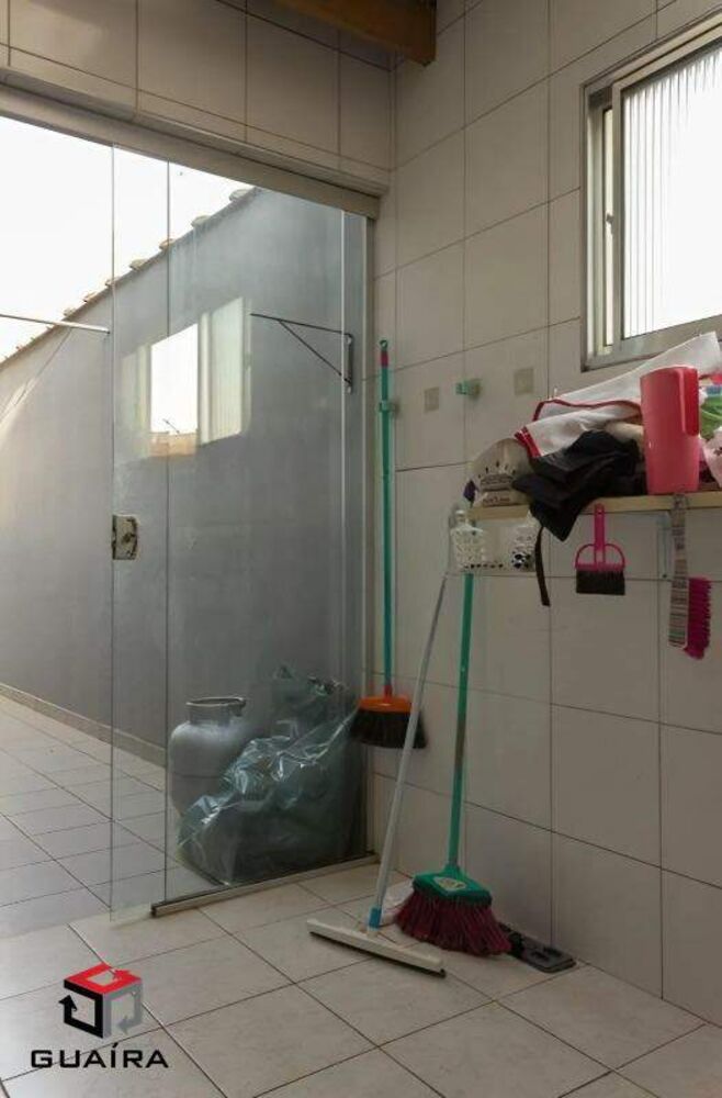 Casa à venda com 3 quartos, 187m² - Foto 2