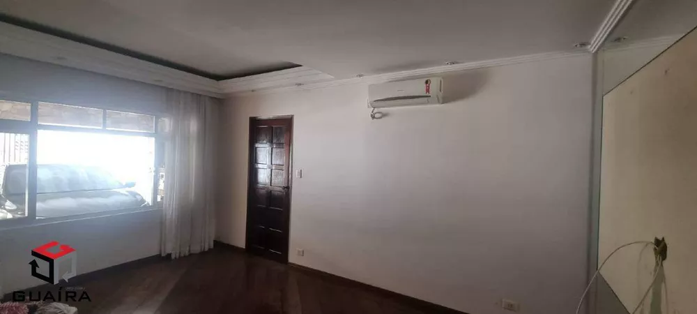 Casa à venda com 3 quartos, 240m² - Foto 1