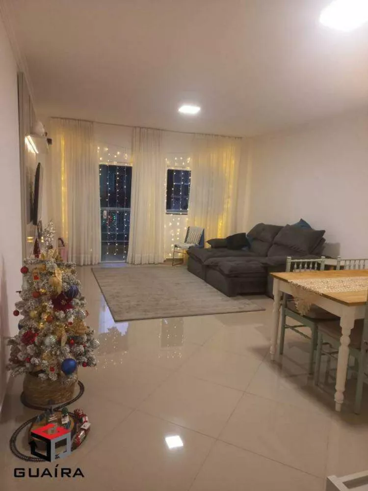 Sobrado à venda com 3 quartos, 223m² - Foto 1