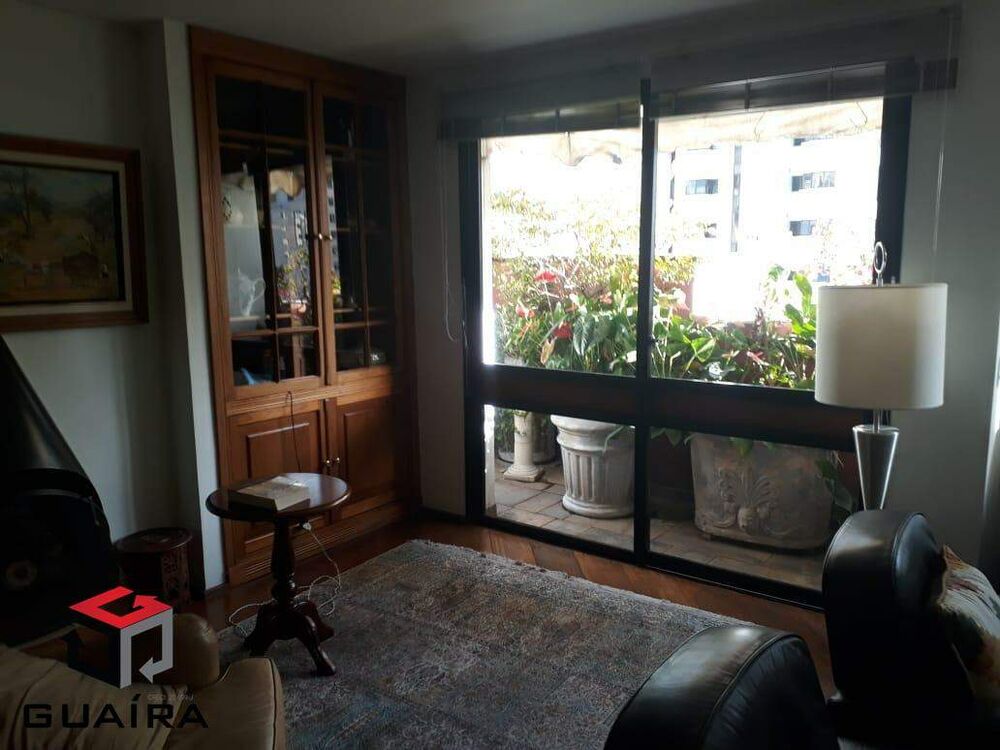 Apartamento à venda com 3 quartos, 240m² - Foto 4