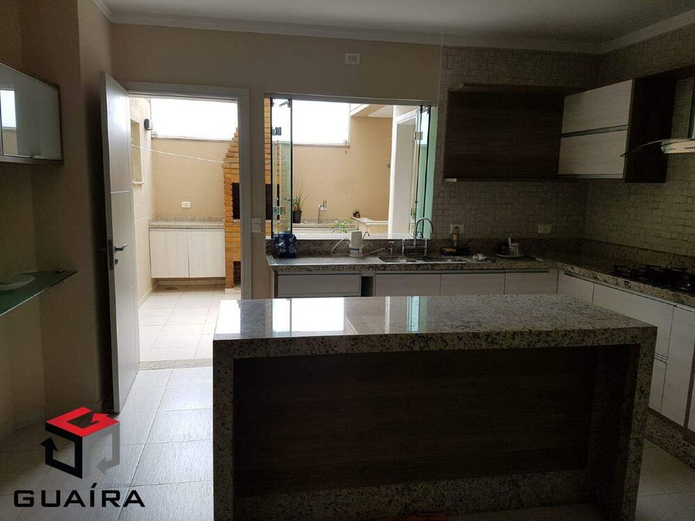 Sobrado à venda com 4 quartos, 289m² - Foto 2