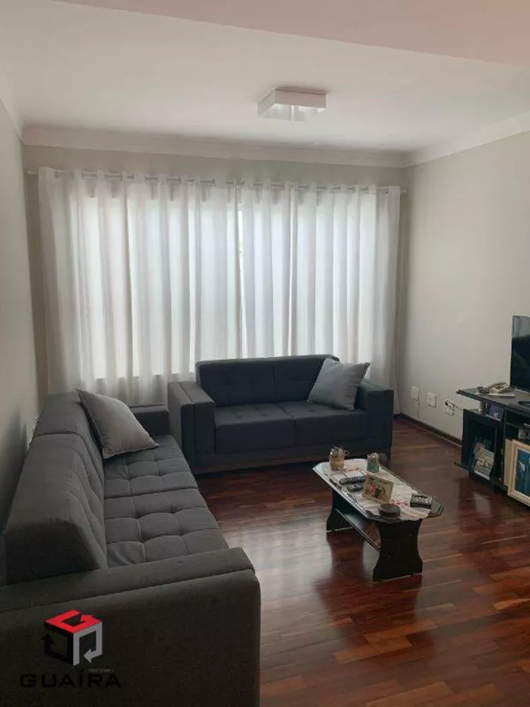 Sobrado à venda com 3 quartos, 207m² - Foto 1