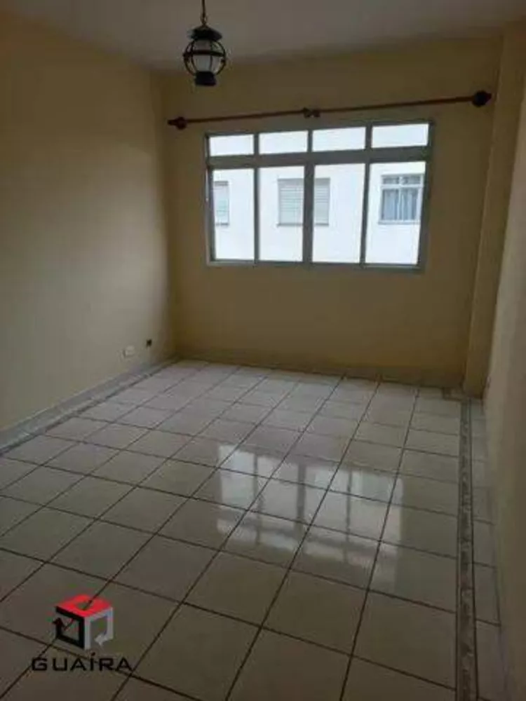 Apartamento à venda com 2 quartos, 70m² - Foto 2