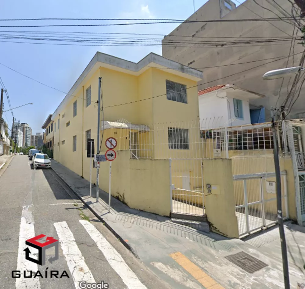 Sobrado à venda com 3 quartos, 200m² - Foto 1