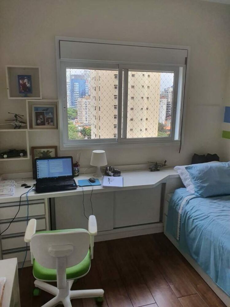 Apartamento à venda com 3 quartos, 131m² - Foto 6