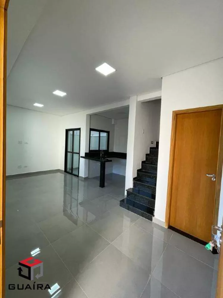 Sobrado à venda com 2 quartos, 83m² - Foto 3