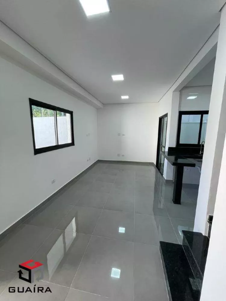 Sobrado à venda com 2 quartos, 83m² - Foto 1