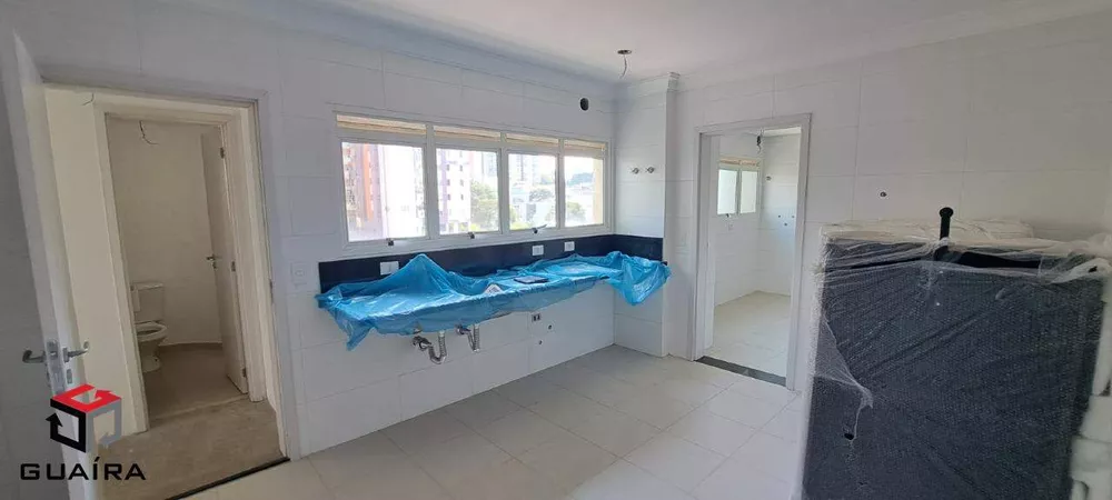 Apartamento à venda com 3 quartos, 175m² - Foto 2