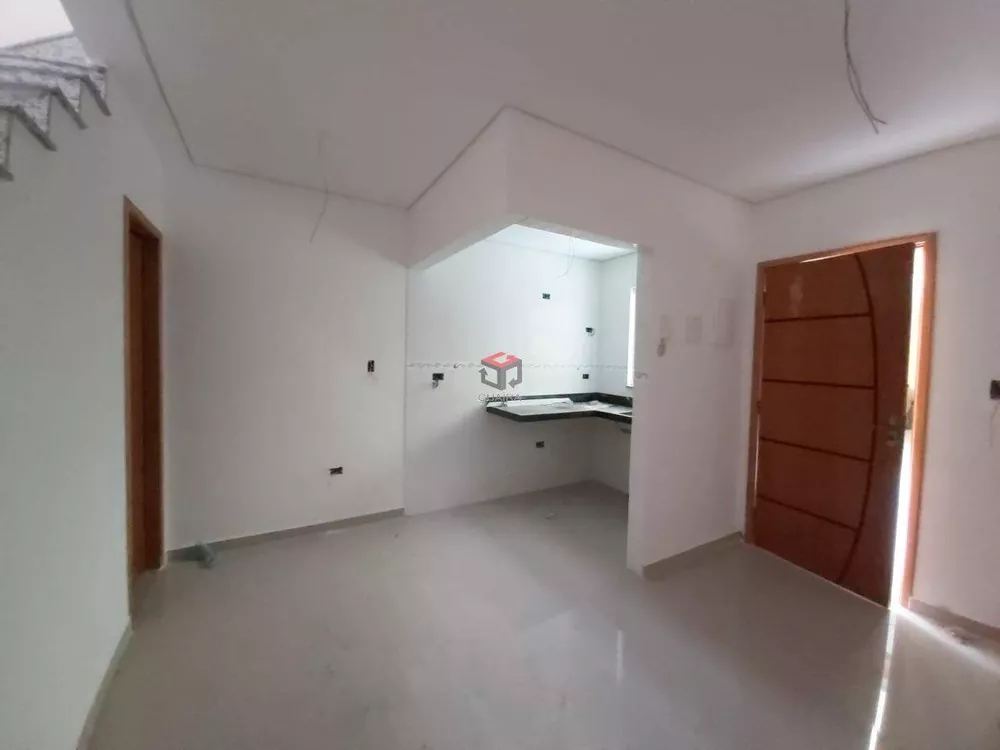 Sobrado à venda com 2 quartos, 120m² - Foto 2