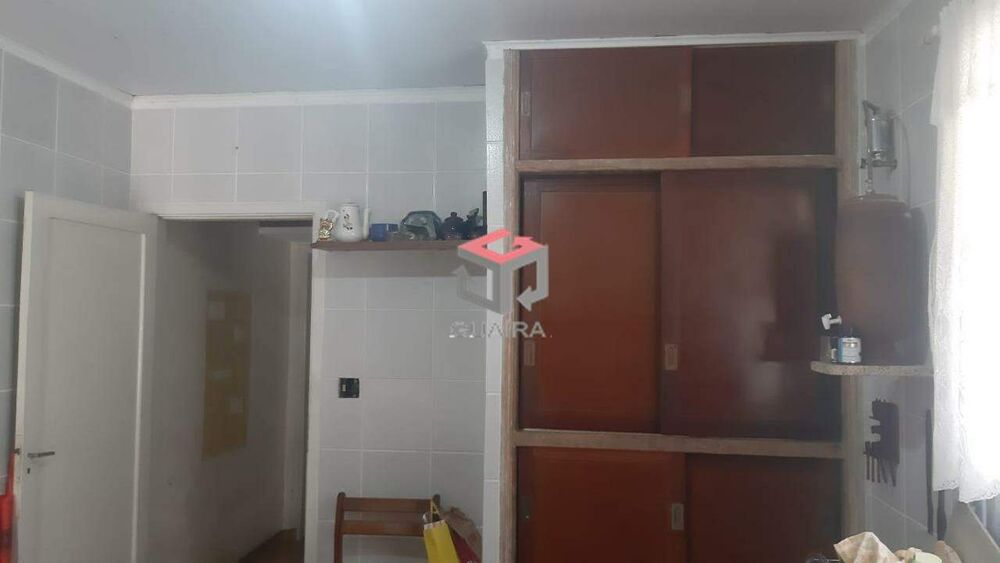 Casa à venda com 3 quartos, 258m² - Foto 7