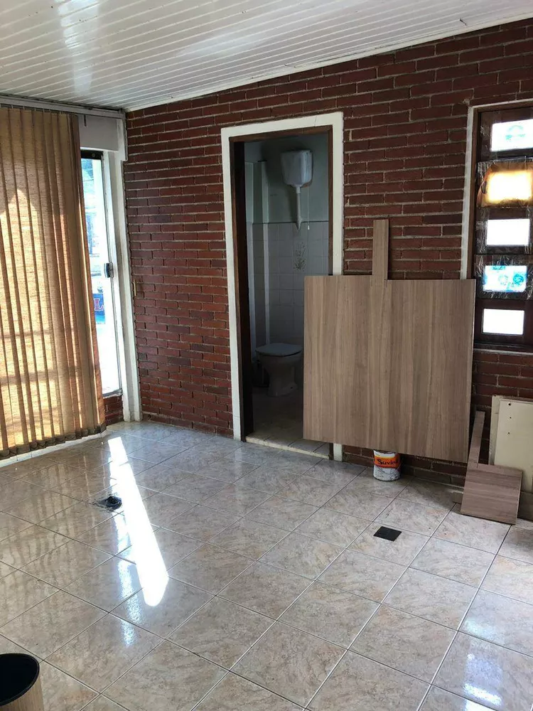 Casa à venda com 2 quartos, 150m² - Foto 3