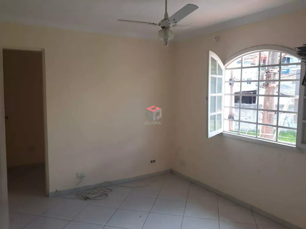 Sobrado à venda com 3 quartos, 100m² - Foto 2