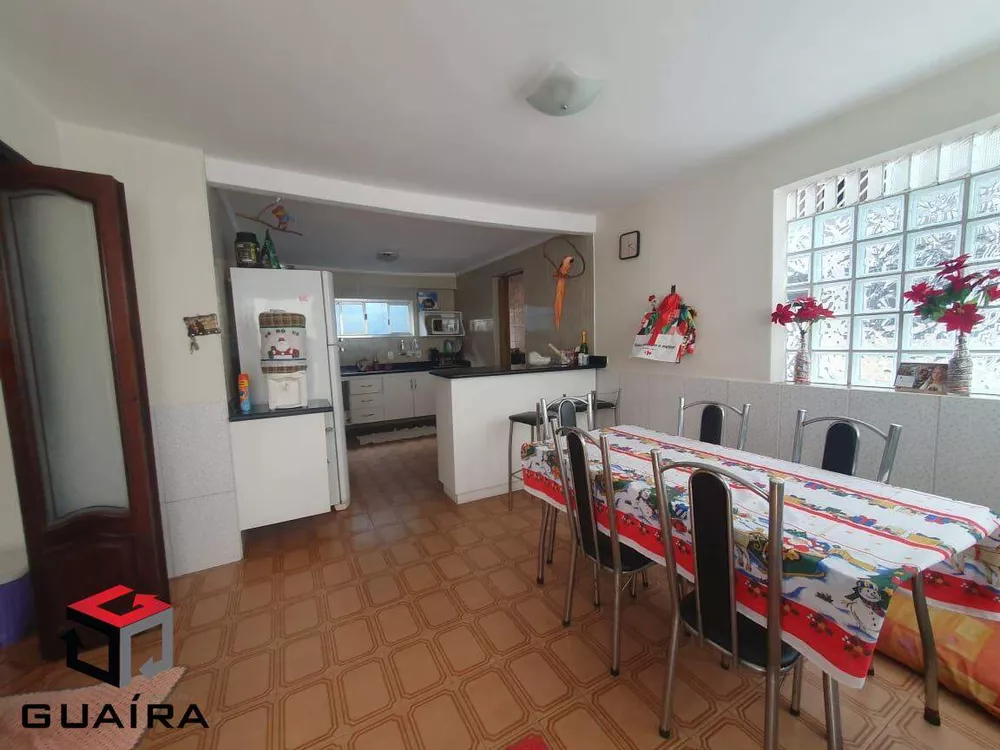 Casa à venda com 2 quartos, 148m² - Foto 3