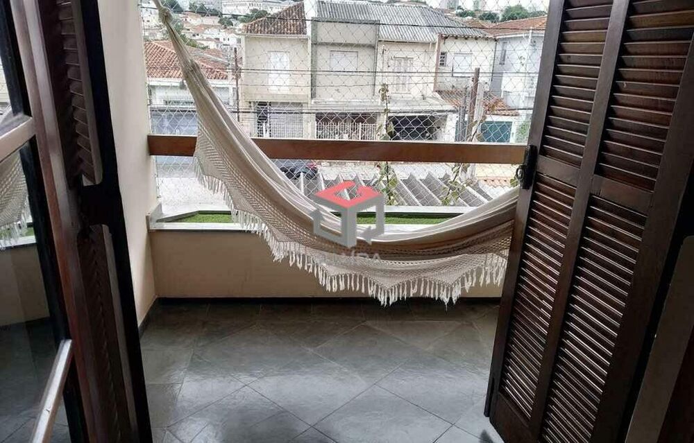 Sobrado à venda com 4 quartos, 300m² - Foto 2
