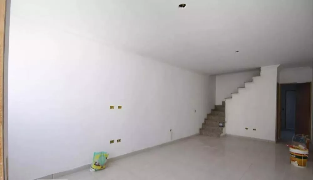 Sobrado à venda com 3 quartos, 169m² - Foto 2