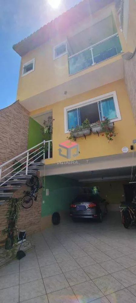 Sobrado à venda com 4 quartos, 244m² - Foto 2