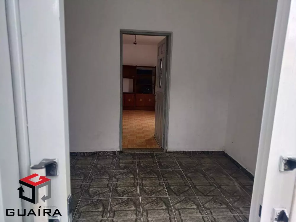 Casa à venda com 2 quartos, 240m² - Foto 3