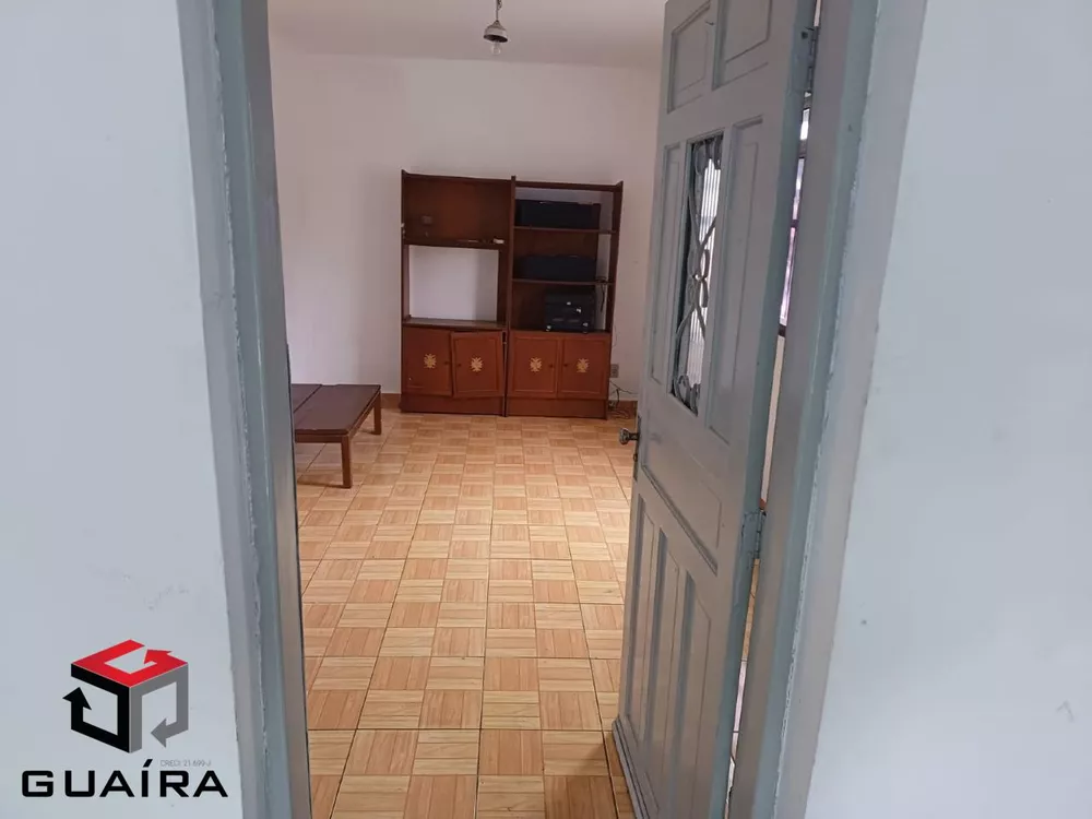 Casa à venda com 2 quartos, 240m² - Foto 4