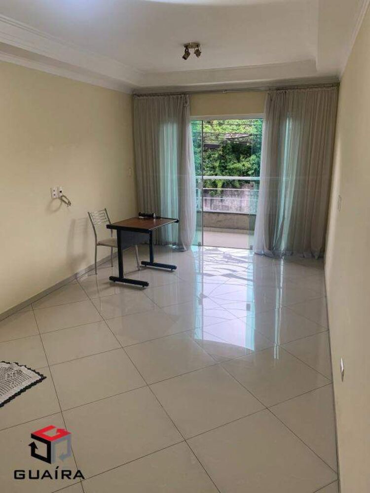 Sobrado à venda com 3 quartos, 200m² - Foto 1