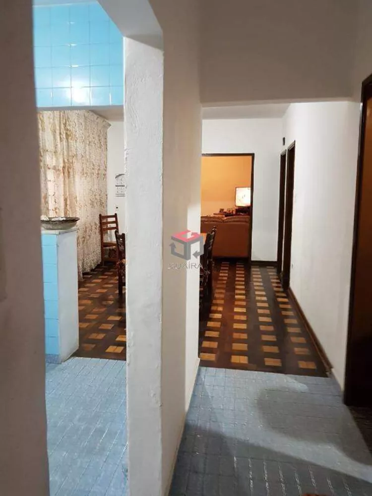 Casa à venda com 2 quartos, 200m² - Foto 13