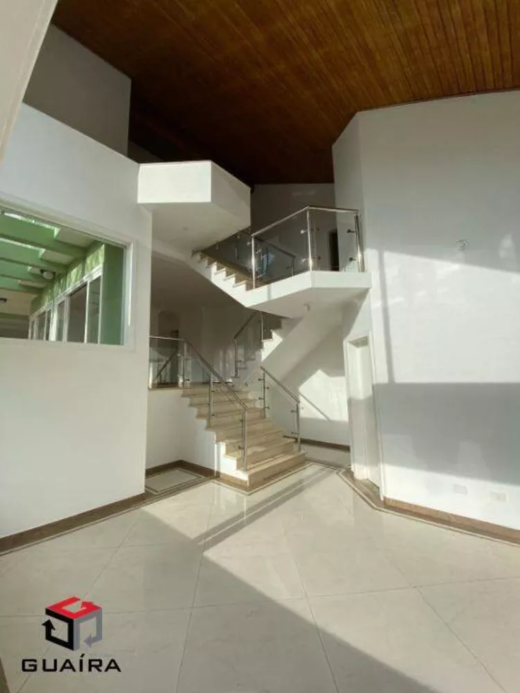 Sobrado à venda com 4 quartos, 450m² - Foto 2