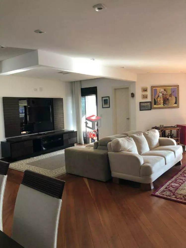 Apartamento à venda com 4 quartos, 210m² - Foto 2