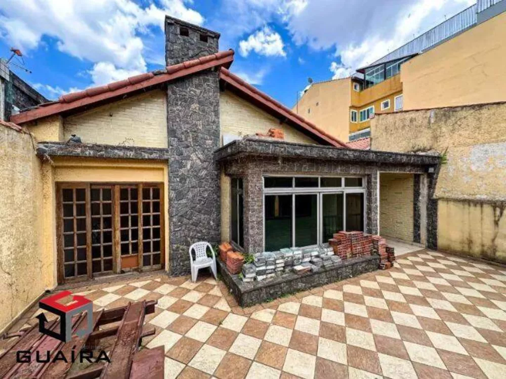 Casa à venda com 3 quartos, 202m² - Foto 3