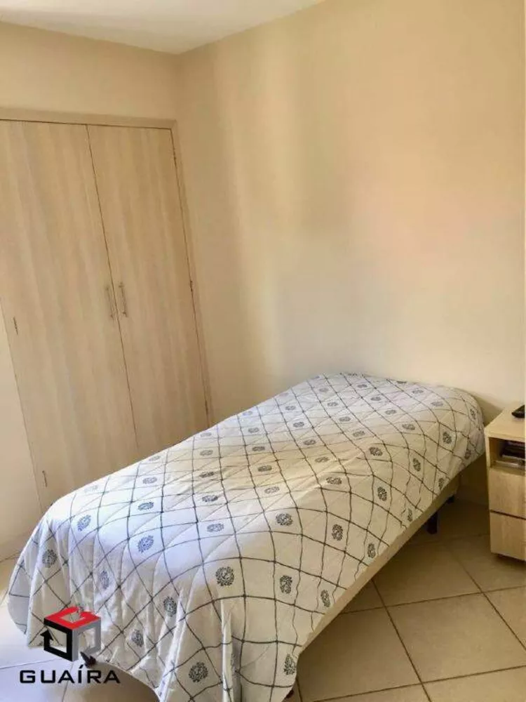 Apartamento à venda com 2 quartos, 82m² - Foto 2