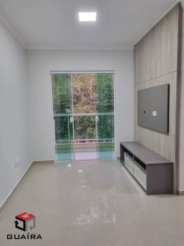 Apartamento à venda com 2 quartos, 62m² - Foto 1