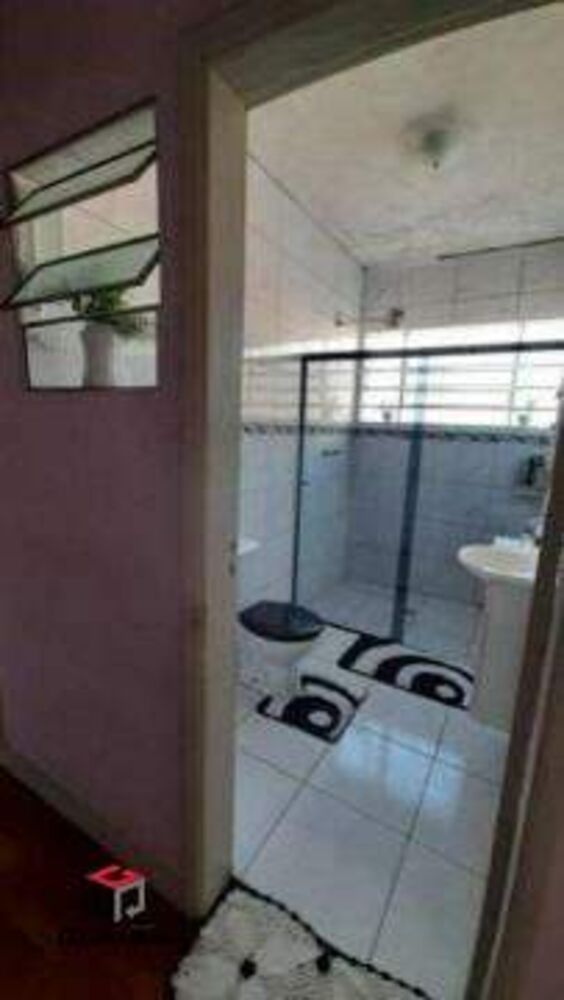 Casa à venda com 5 quartos, 200m² - Foto 4