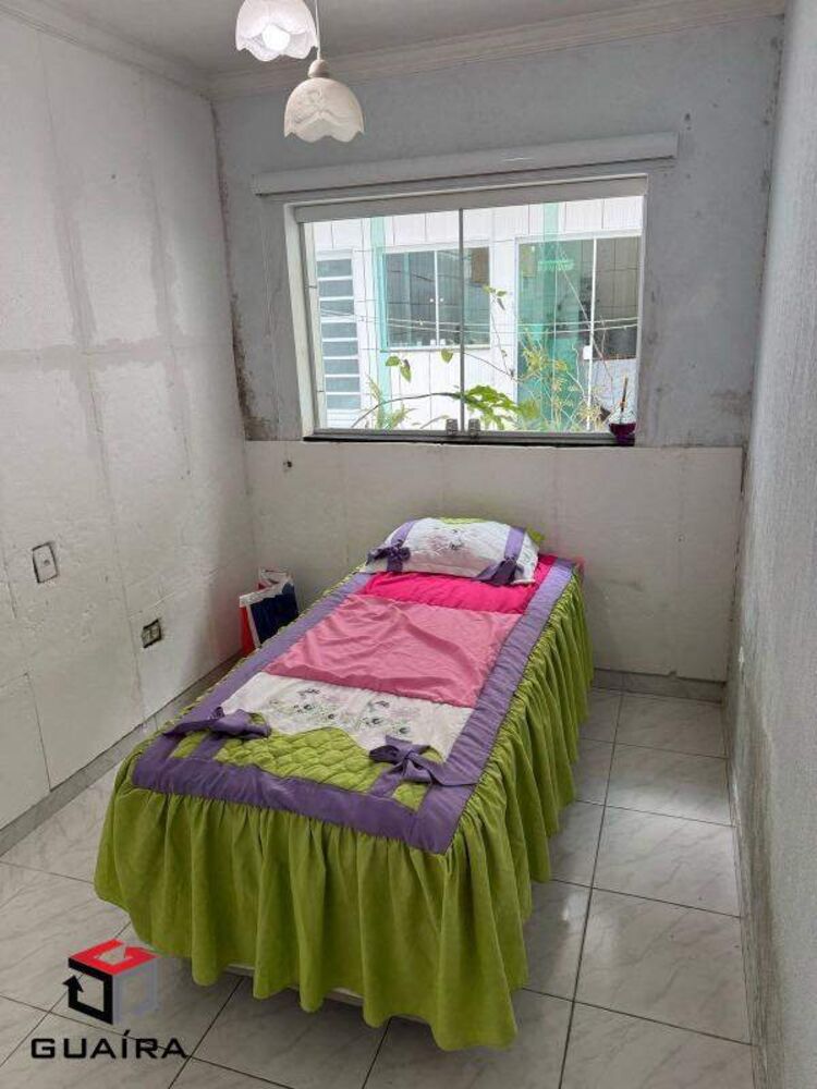 Casa à venda com 4 quartos, 209m² - Foto 4