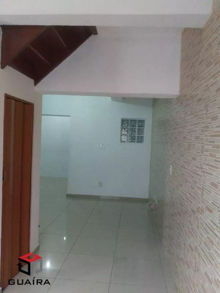 Sobrado à venda com 2 quartos, 81m² - Foto 1