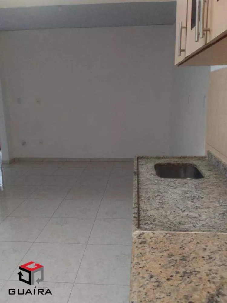 Sobrado à venda com 2 quartos, 81m² - Foto 4