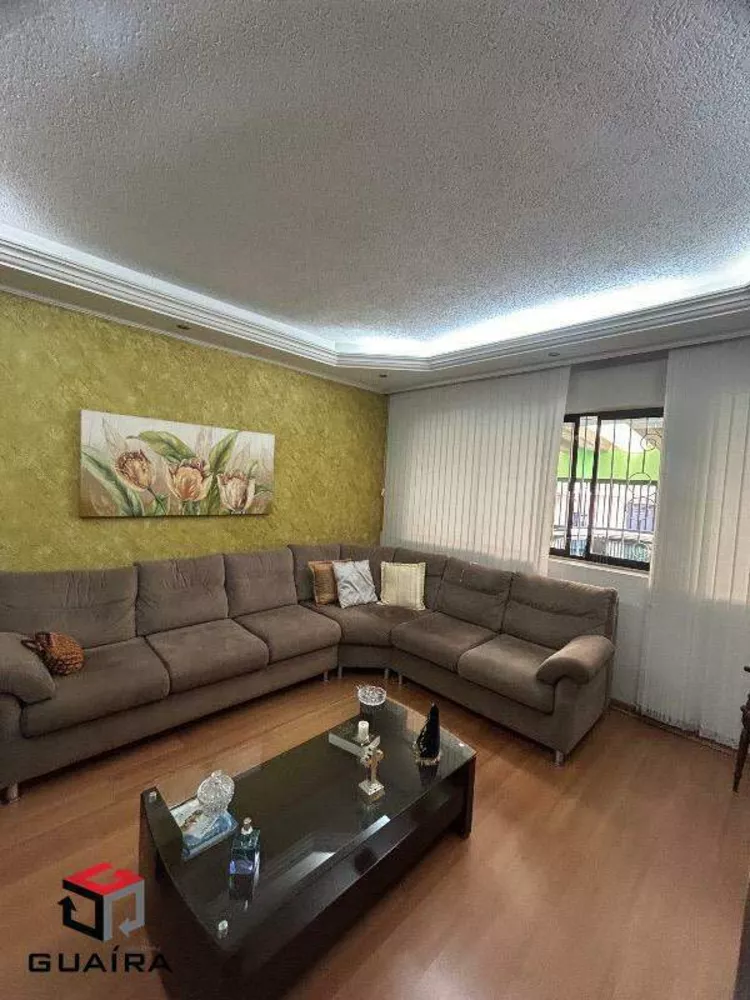 Casa à venda com 2 quartos, 191m² - Foto 1