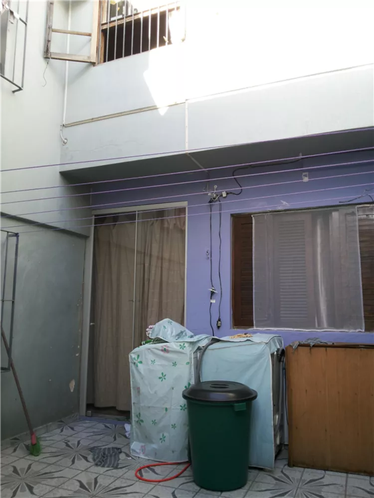 Sobrado à venda com 3 quartos, 200m² - Foto 3