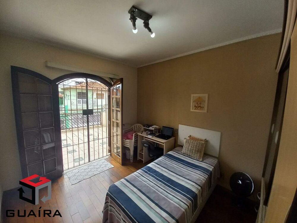 Sobrado à venda com 3 quartos, 149m² - Foto 1